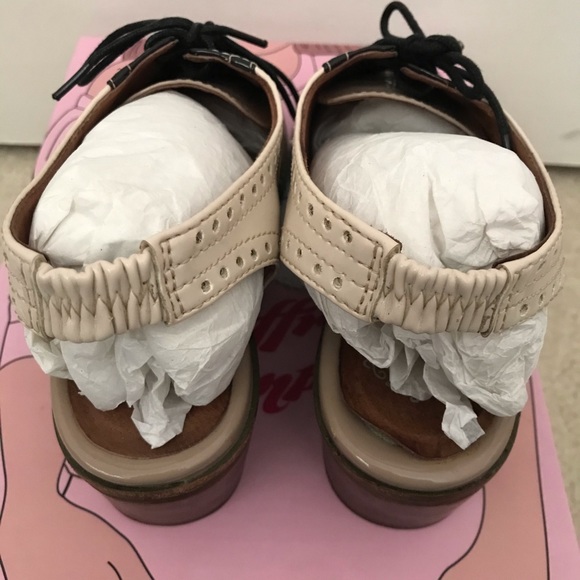 HP ✨ Jeffrey Campbell Black and Nude Berni II Pump - Picture 5 of 8